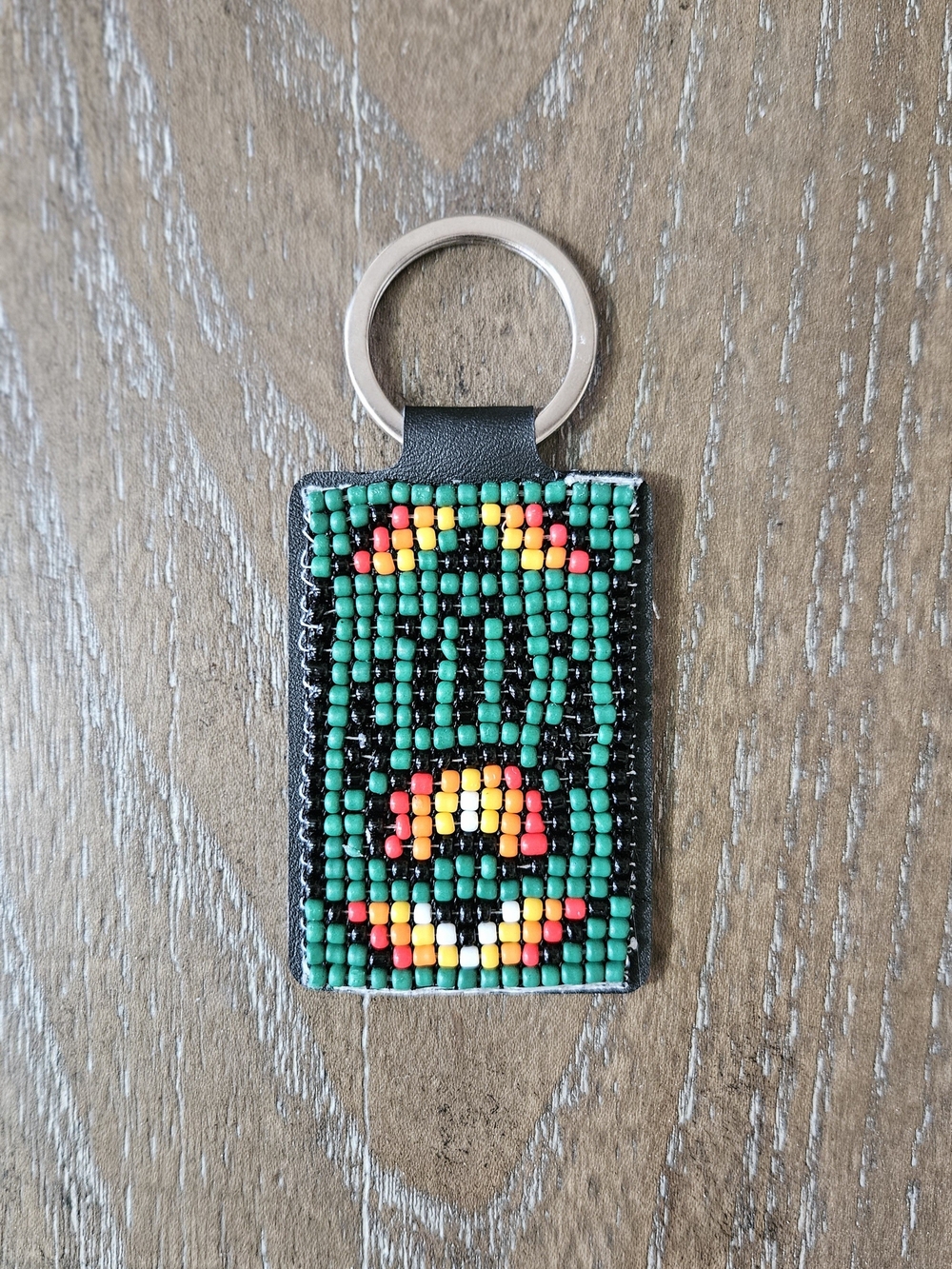 Beaded Rectangular Keychain - Native Design - Bear Paw - Picture 4 of 5